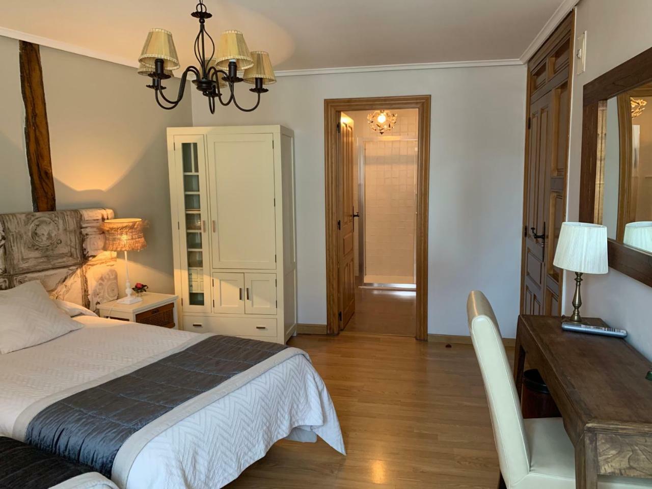 Hostal El Resbalon Cervera De Pisuerga Exterior foto